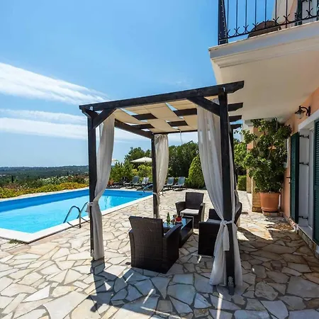 וילה Mandarin Trapezaki Kefalonia טרפזאקי