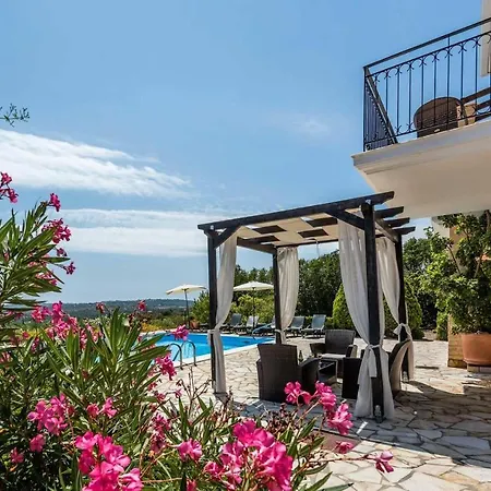 וילה Mandarin Trapezaki Kefalonia